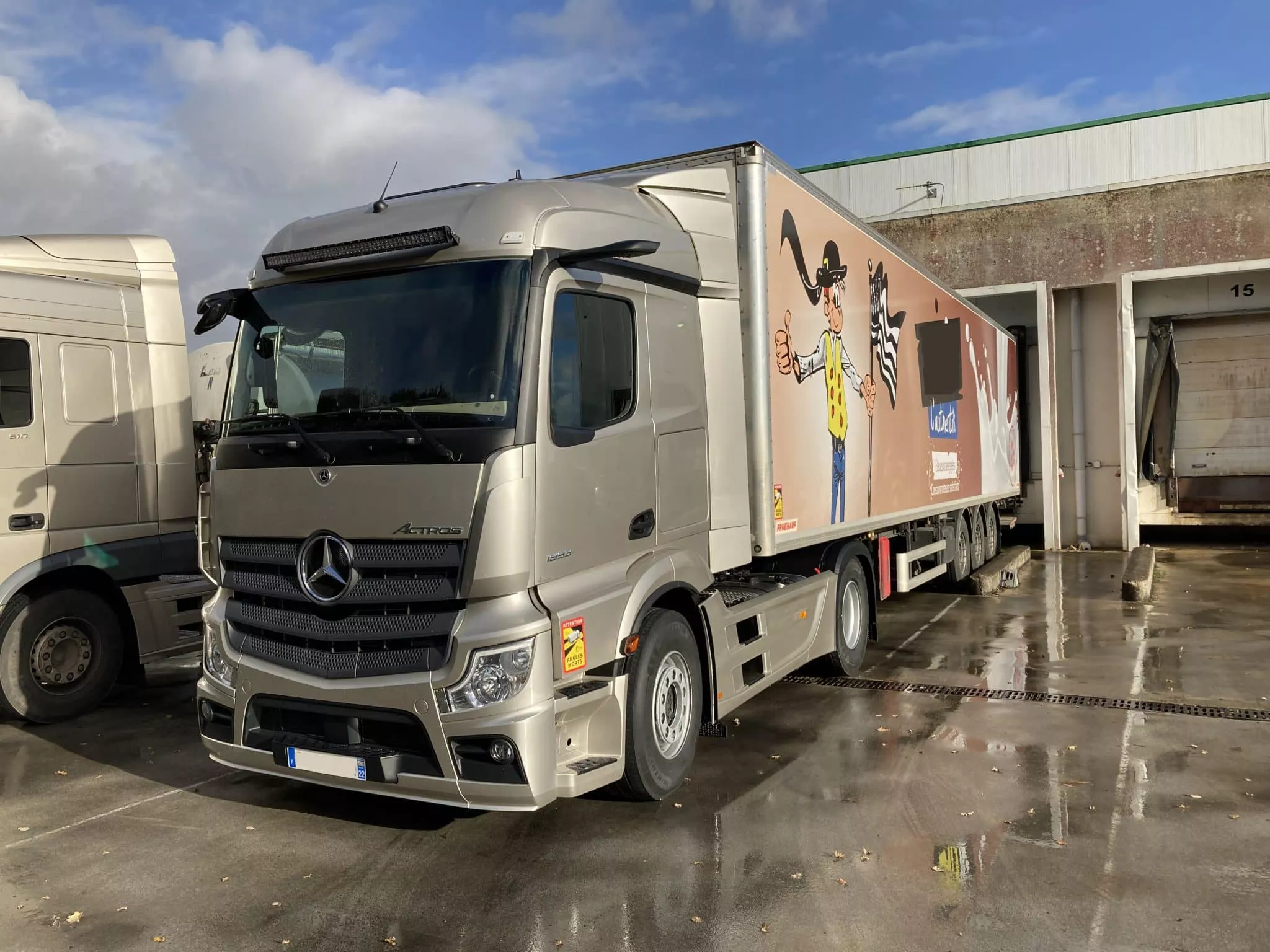 Daimler Truck ACTROS Spécifique Tracteur Routier