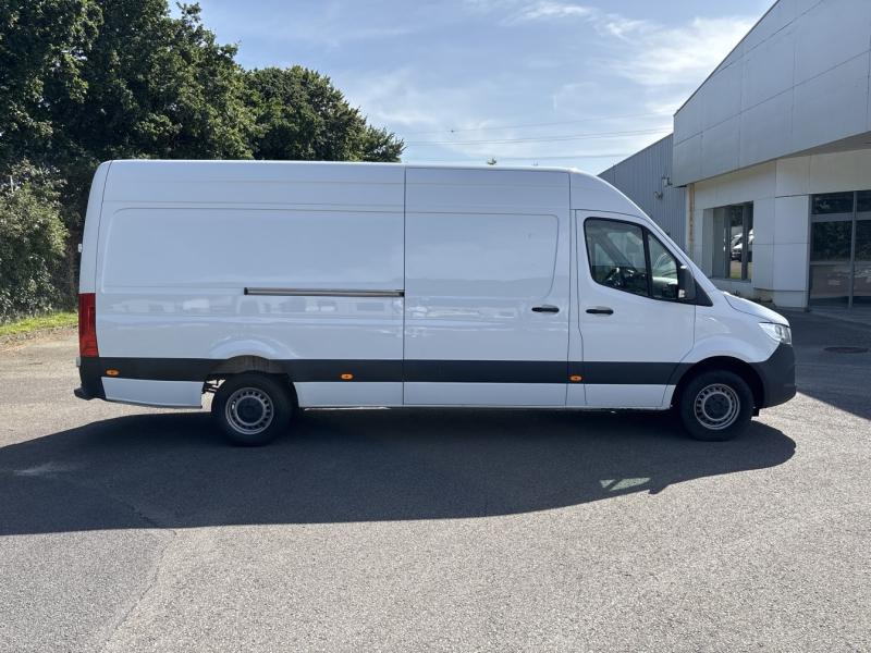 Mercedes-benz Sprinter Base