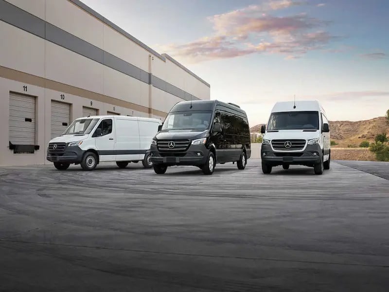 Mercedes-Benz Sprinter 2025 : découvrez le guide complet des volumes de chargement selon les configurations